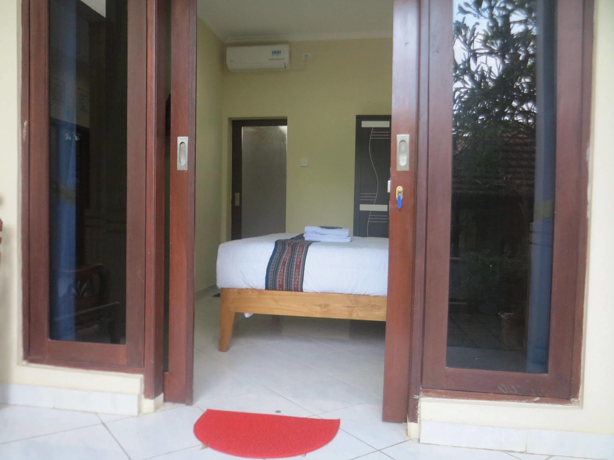Sari Buana Guest house Kuta (Bali)